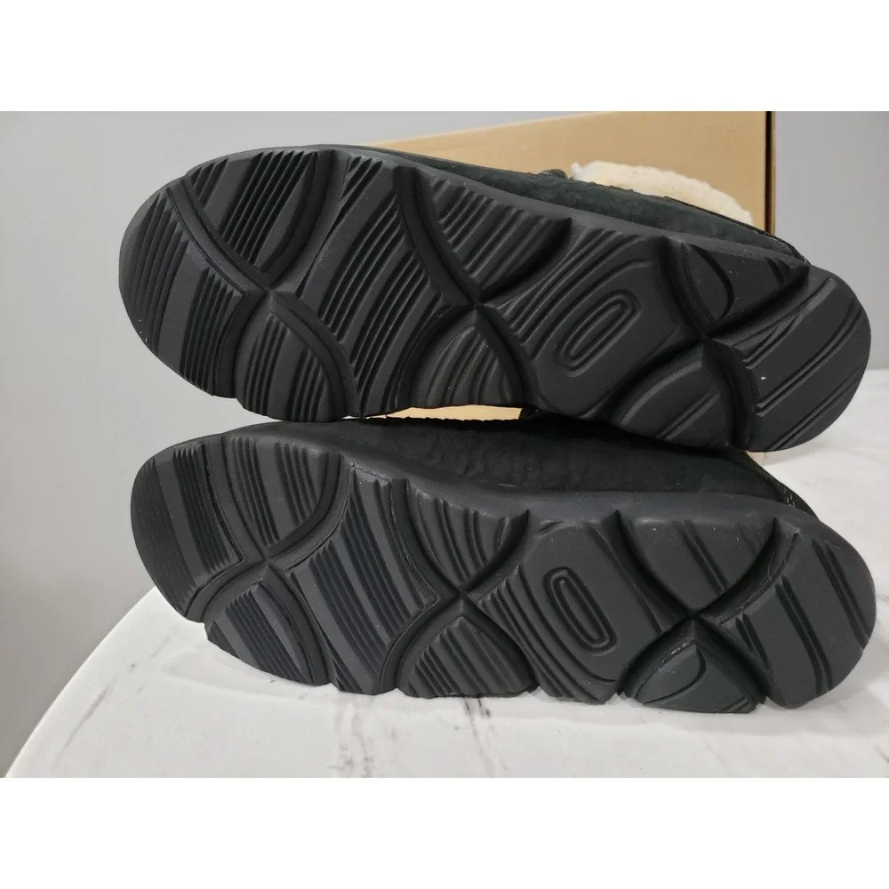 NEW SIZE 6 Manitobah Pacific Hiker Suede Lace-Up Winter Boots BLACK